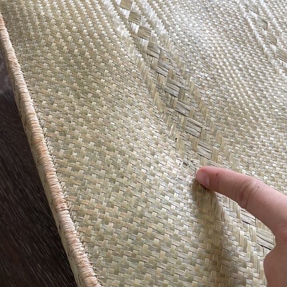 🏯Handmade Ten Thousand Villages straw weaved Tote natural sold out - Picture 9 of 14